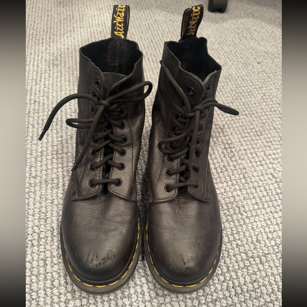 👢DR. MARTENS BOOTS👢 - Picture 2 of 9